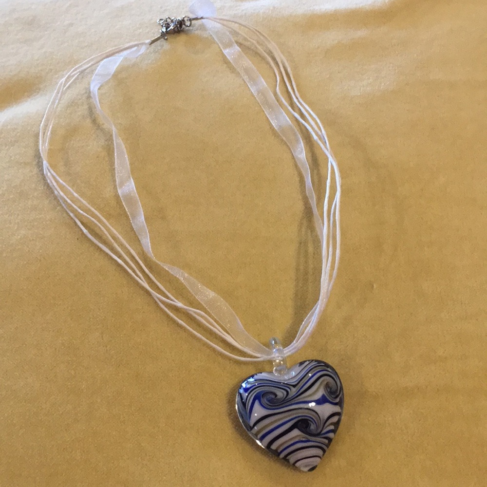 Heart glass with lace necklace